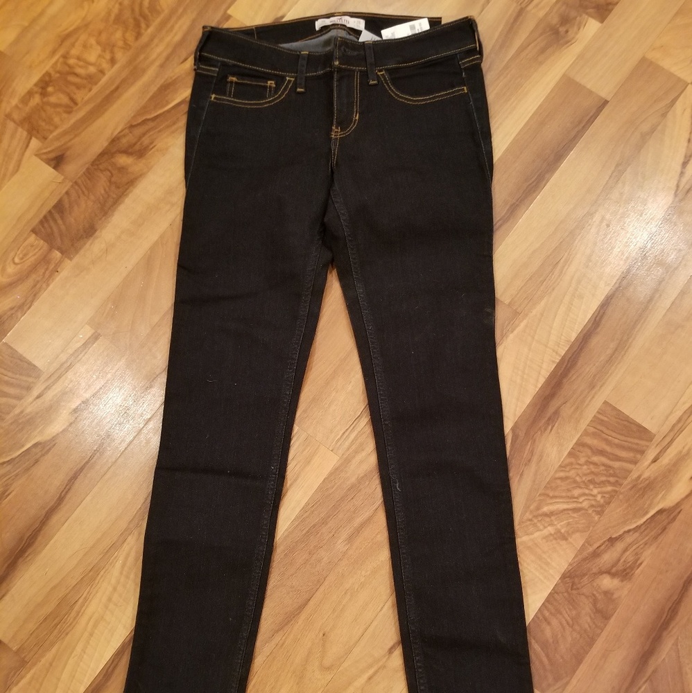 Hollister skinny jeans